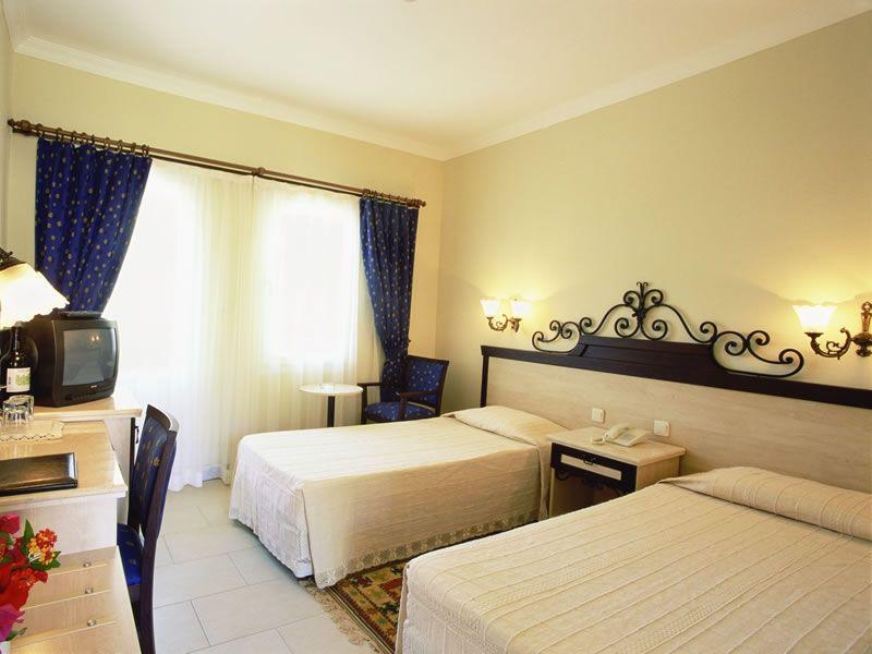 Hotel Cactus Mirage Family Club à Yalıkavak Extérieur photo