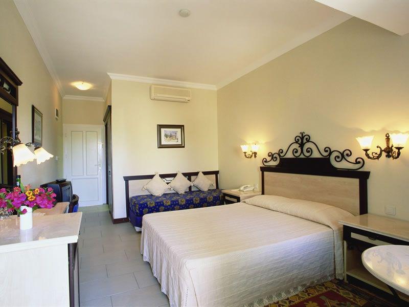 Hotel Cactus Mirage Family Club à Yalıkavak Extérieur photo