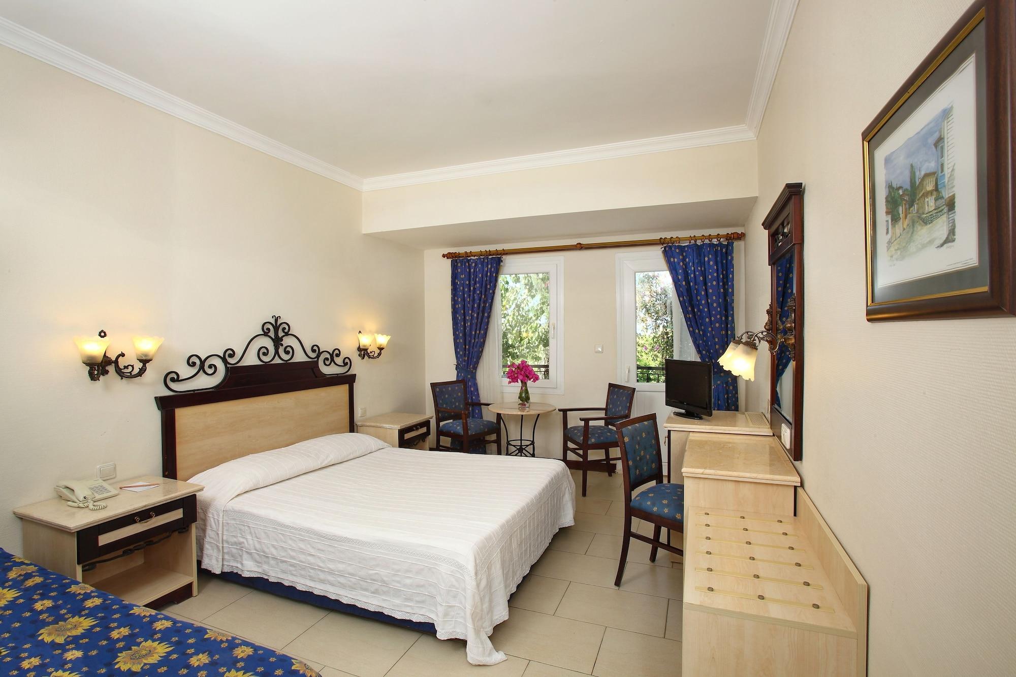 Hotel Cactus Mirage Family Club à Yalıkavak Extérieur photo