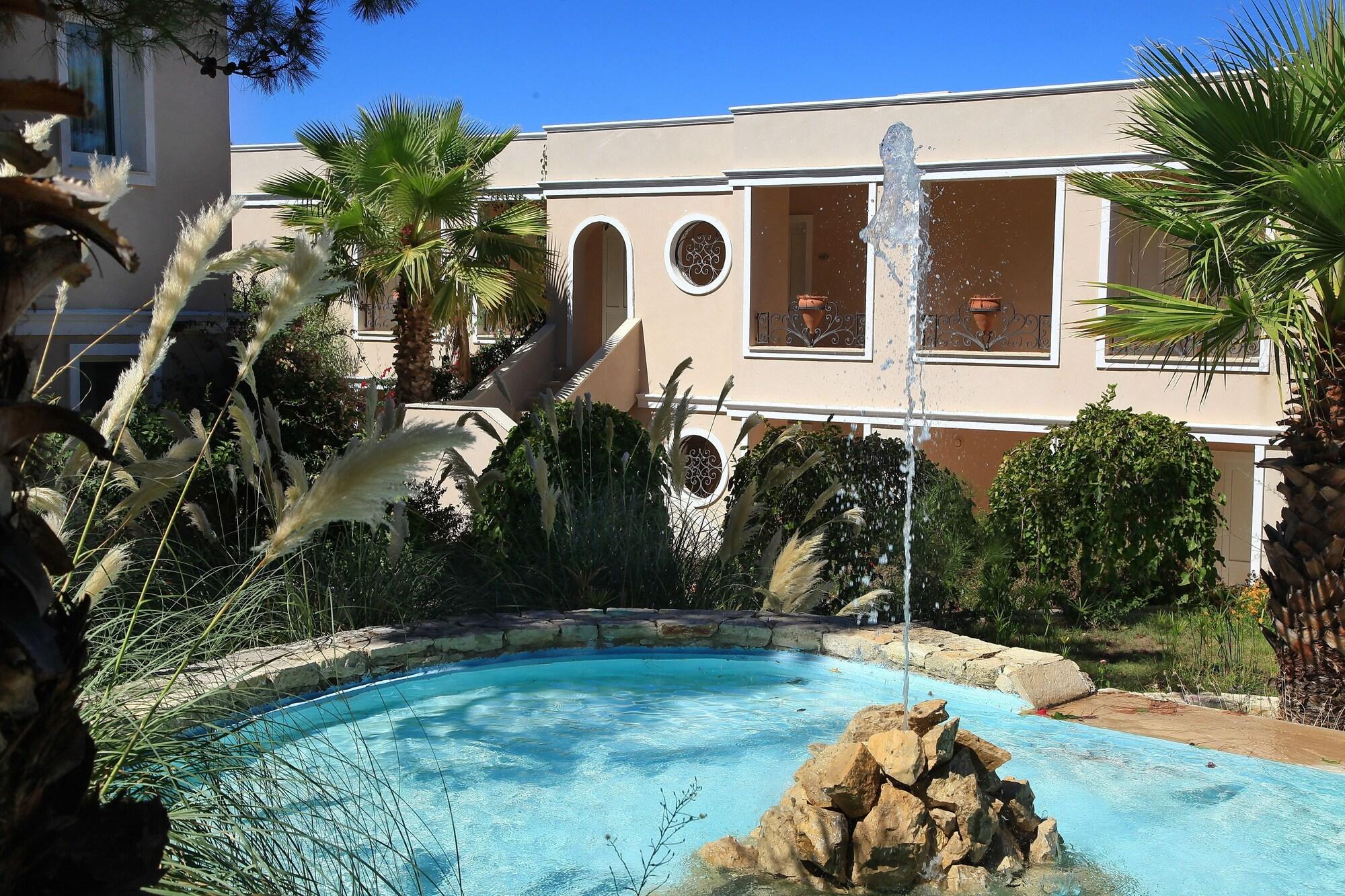 Hotel Cactus Mirage Family Club à Yalıkavak Extérieur photo