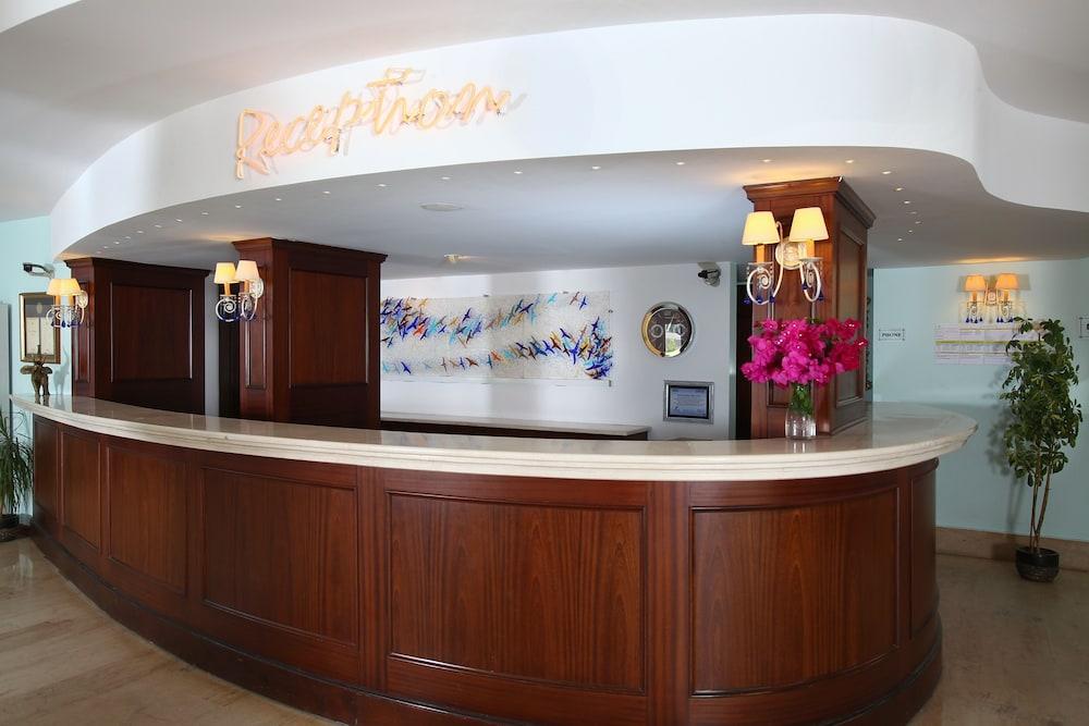 Hotel Cactus Mirage Family Club à Yalıkavak Extérieur photo