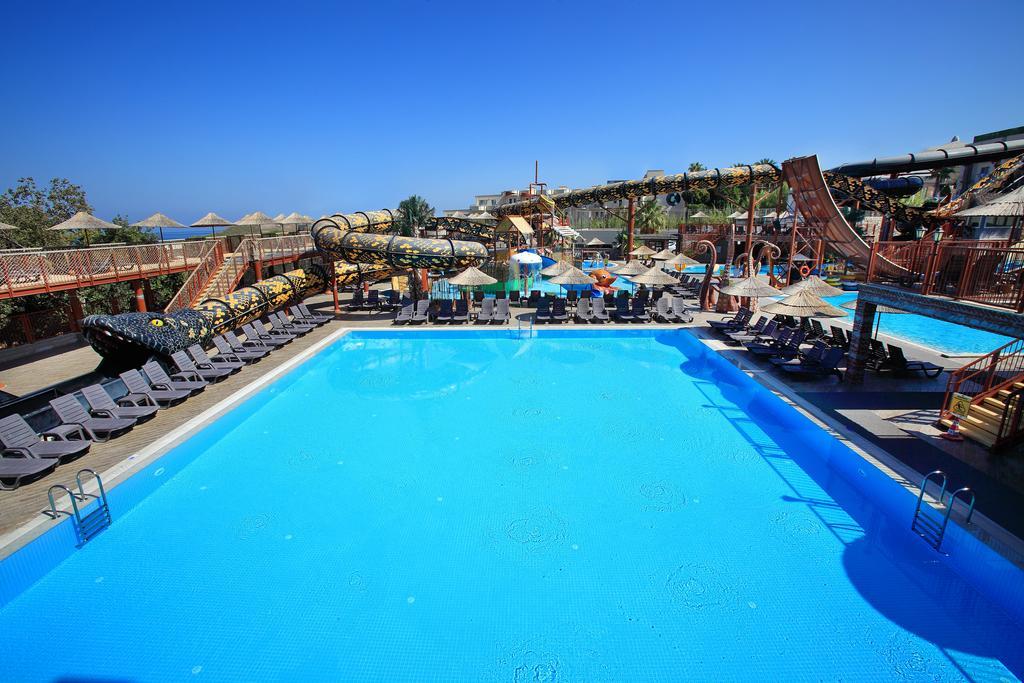Hotel Cactus Mirage Family Club à Yalıkavak Extérieur photo