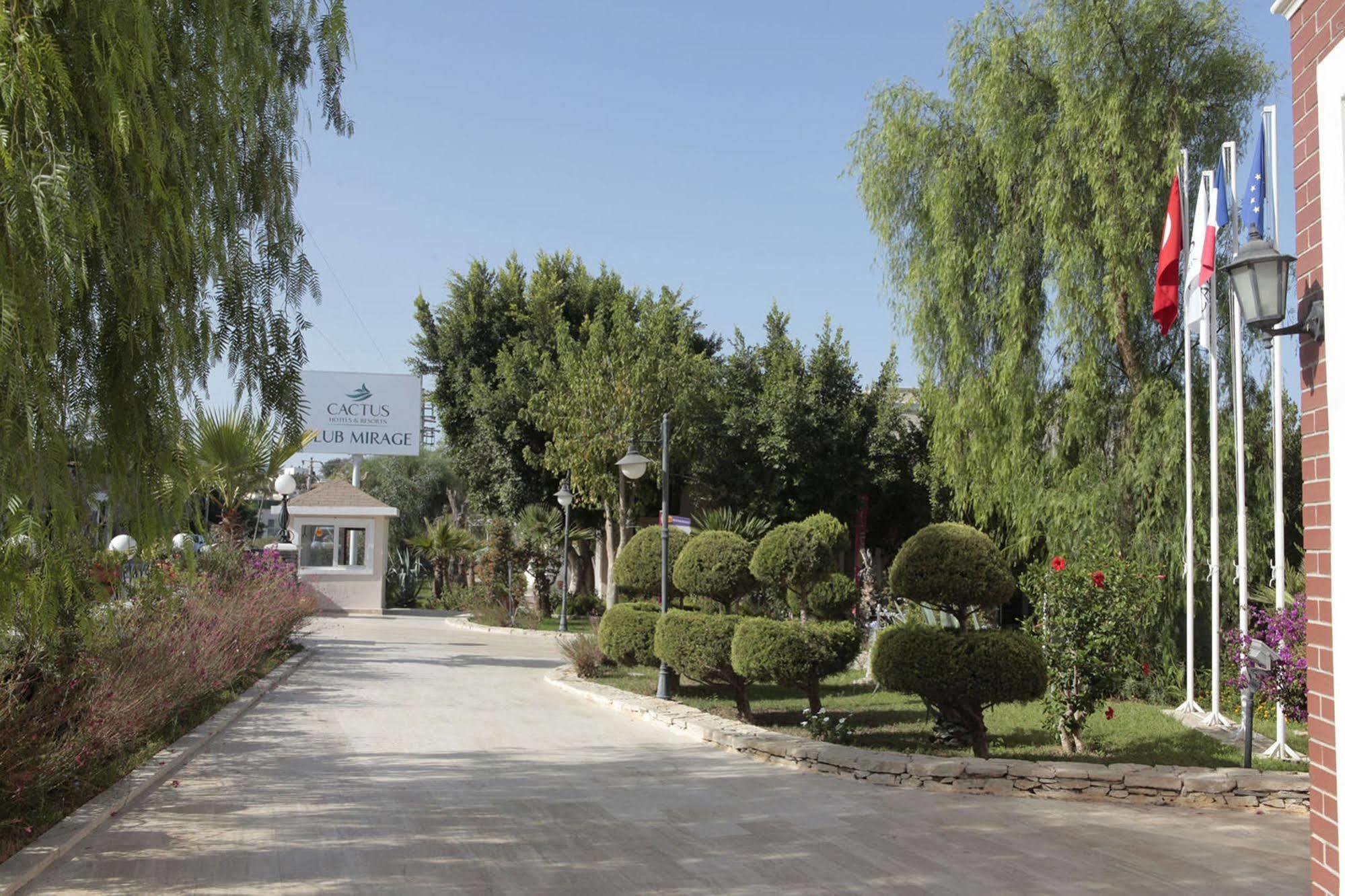 Hotel Cactus Mirage Family Club à Yalıkavak Extérieur photo