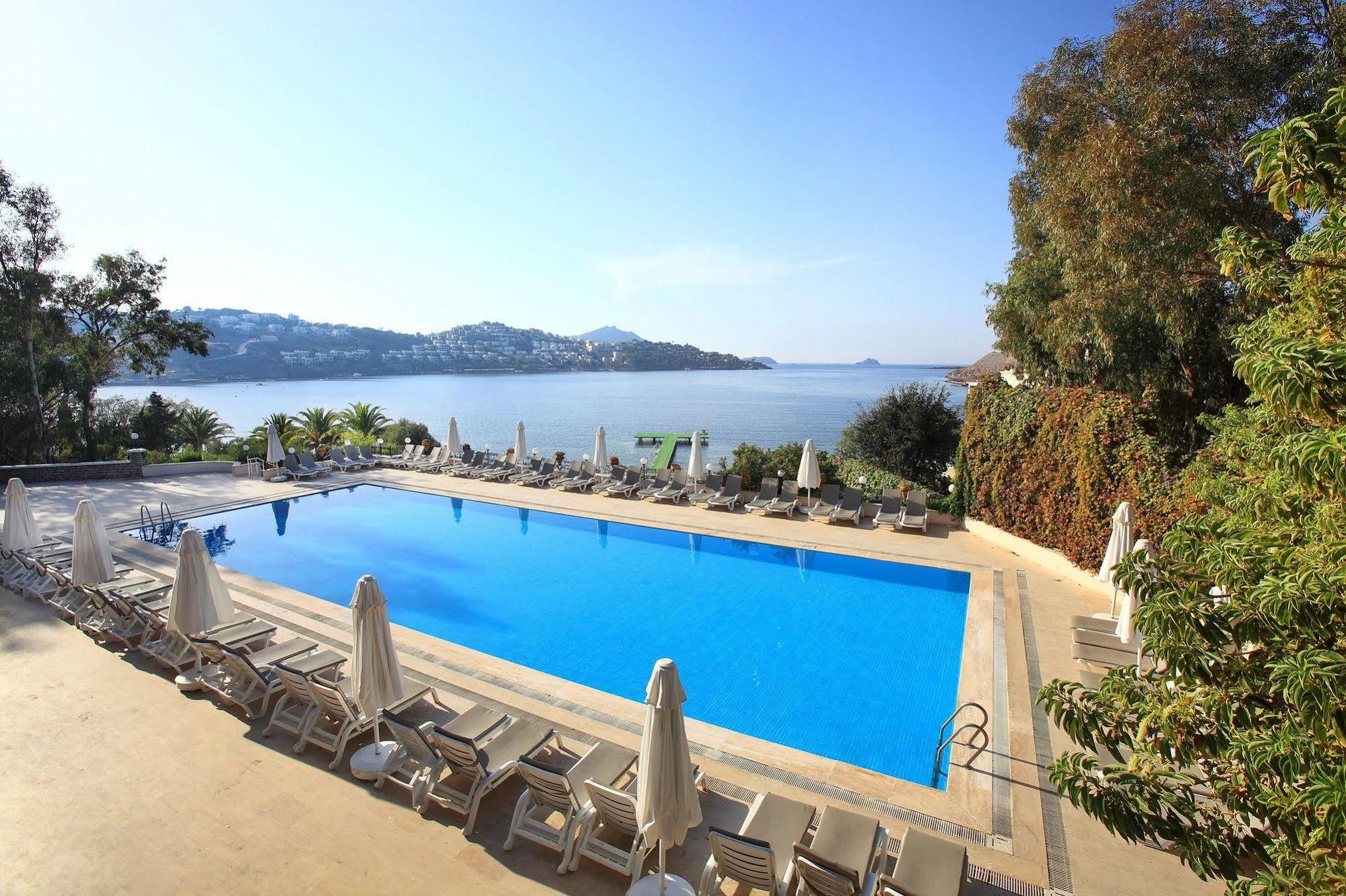 Hotel Cactus Mirage Family Club à Yalıkavak Extérieur photo